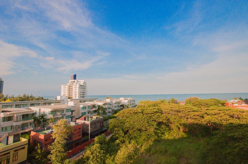 Rocco Hua Hin Beach Seaview Exterior foto